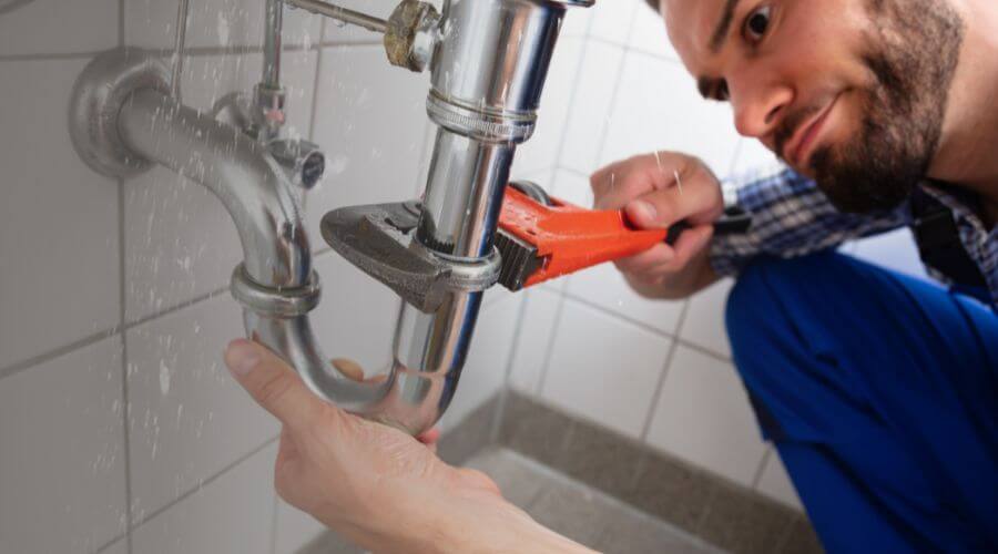 Professional same day plumber services in Oquossoc, ME